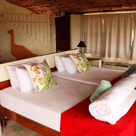 Ugab Terrace Lodge Vingerklip Exteriör bild