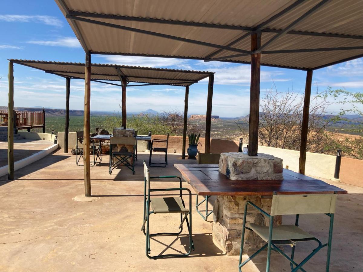 Ugab Terrace Lodge Vingerklip Exteriör bild