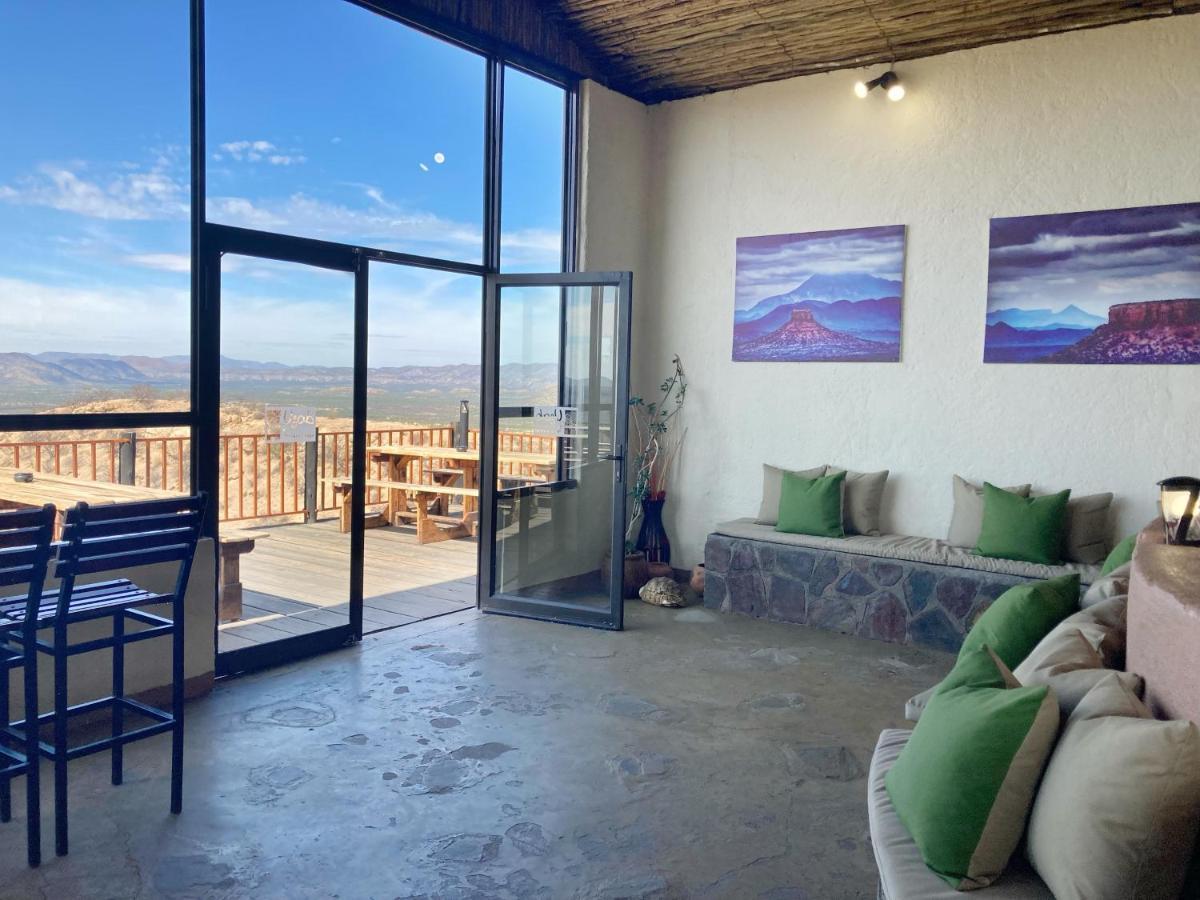 Ugab Terrace Lodge Vingerklip Exteriör bild